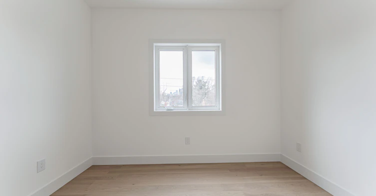 712 Eglinton Avenue E, Toronto, ON, M4G 2K7 - 30