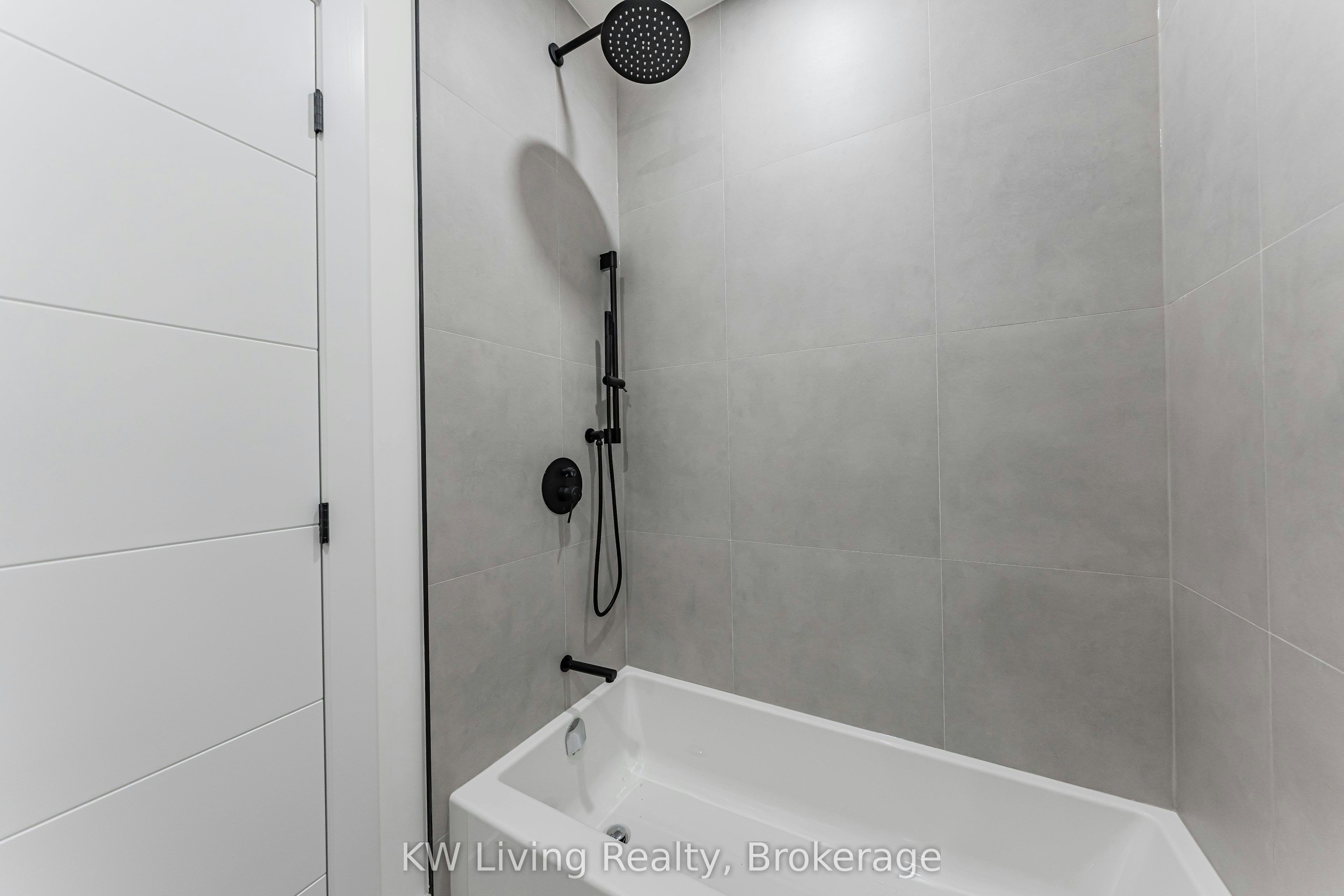 712 Eglinton Avenue E, Toronto, ON, M4G 2K7 - 36