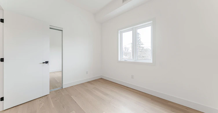 712 Eglinton Avenue E, Toronto, ON, M4G 2K7 - 31
