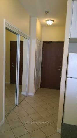 301-555 Yonge Street, Toronto, ON, M4Y 3A6