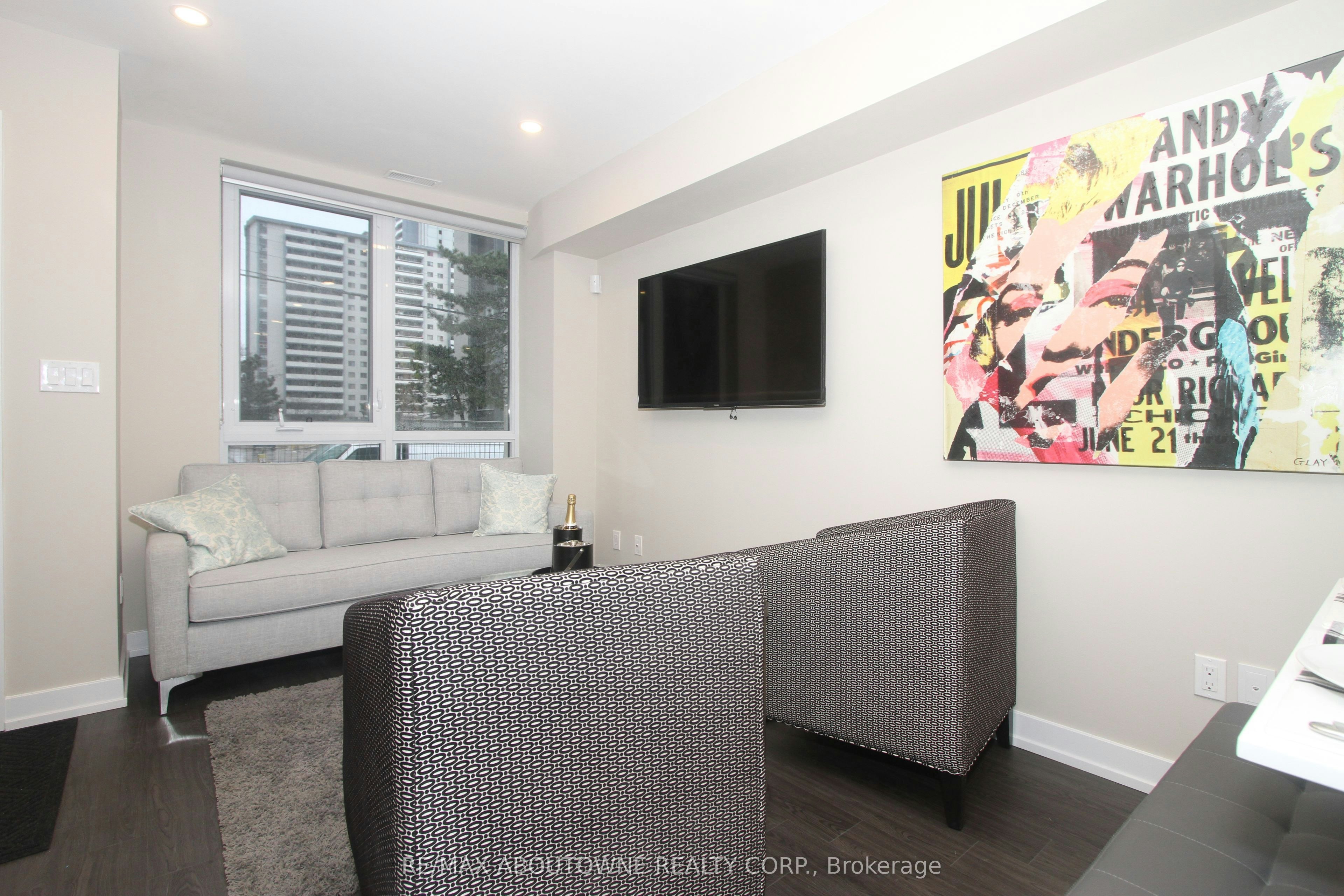 280 Bleecker Street, Toronto, ON, M4X 1M1 - 5