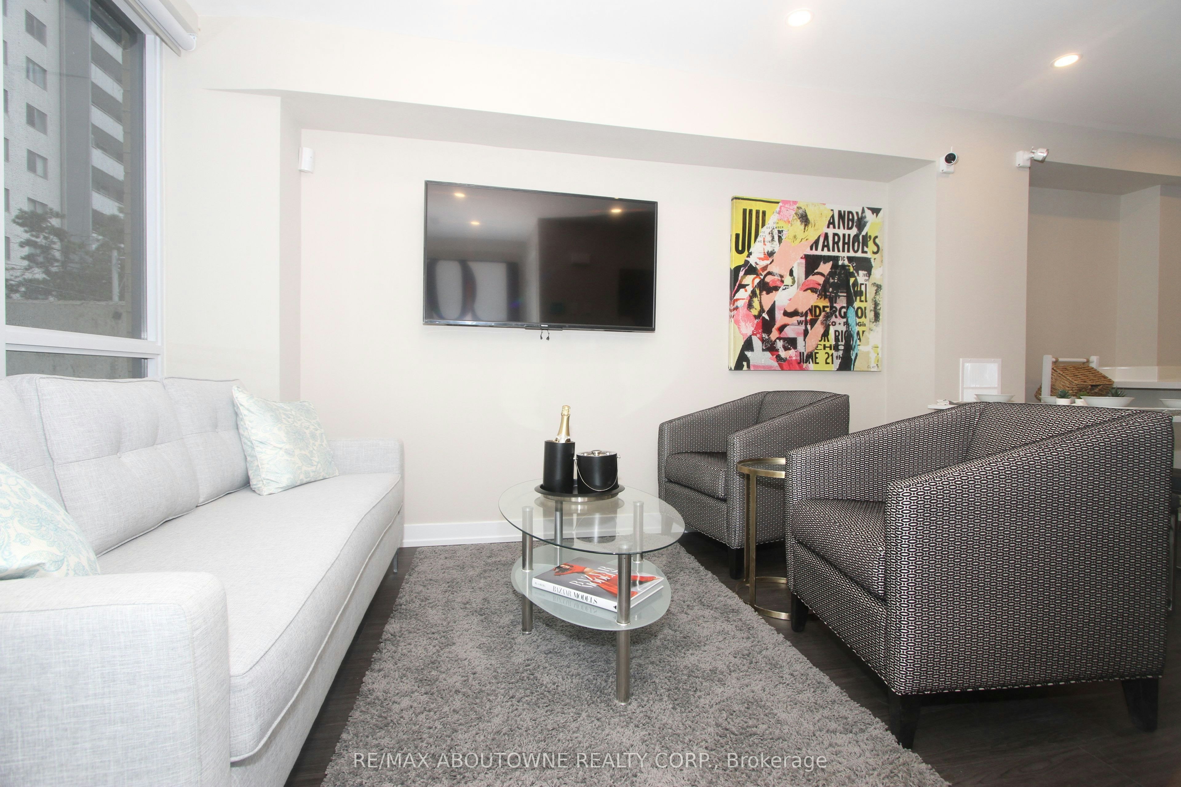 280 Bleecker Street, Toronto, ON, M4X 1M1 - 4