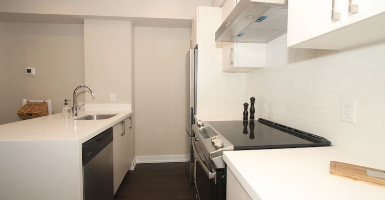 280 Bleecker Street, Toronto, ON, M4X 1M1 - 2