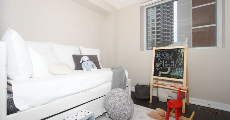 280 Bleecker Street, Toronto, ON, M4X 1M1 - 12