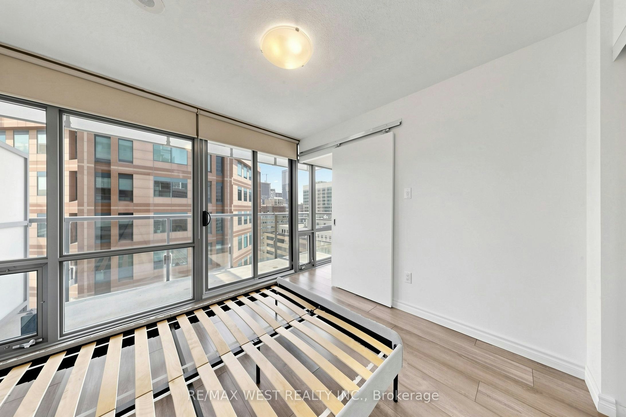 1203-38 Grenville Street, Toronto, ON, M4Y 1A9 - 14