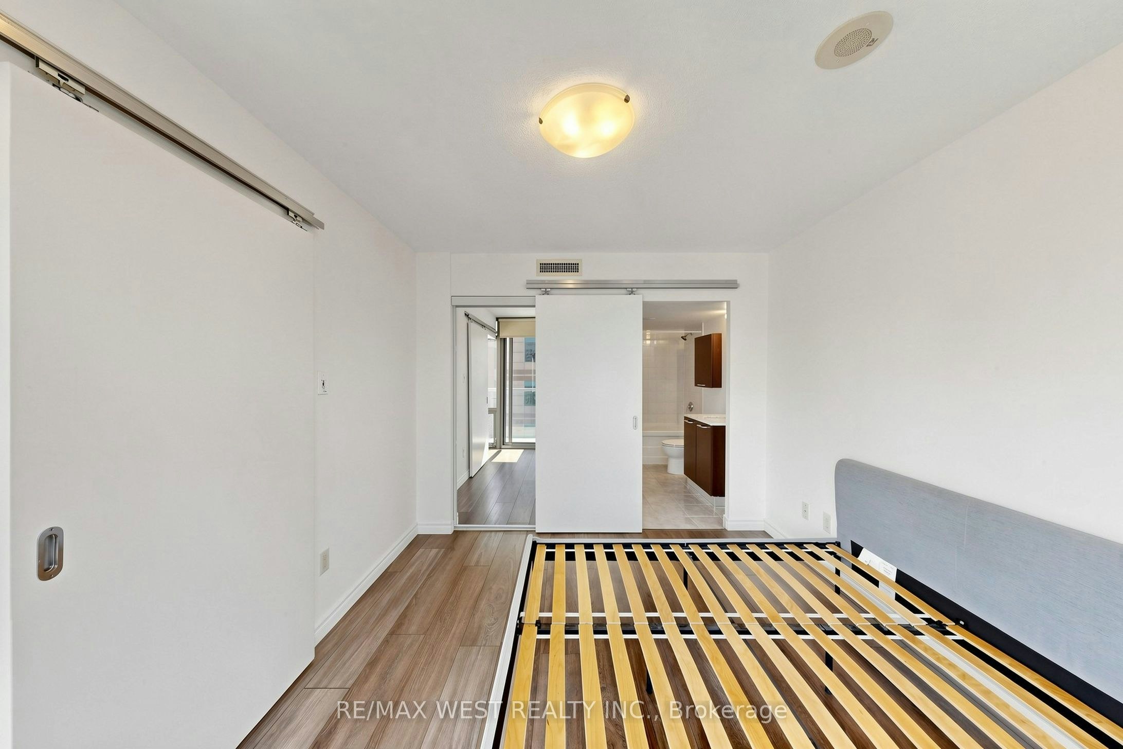 1203-38 Grenville Street, Toronto, ON, M4Y 1A9 - 13