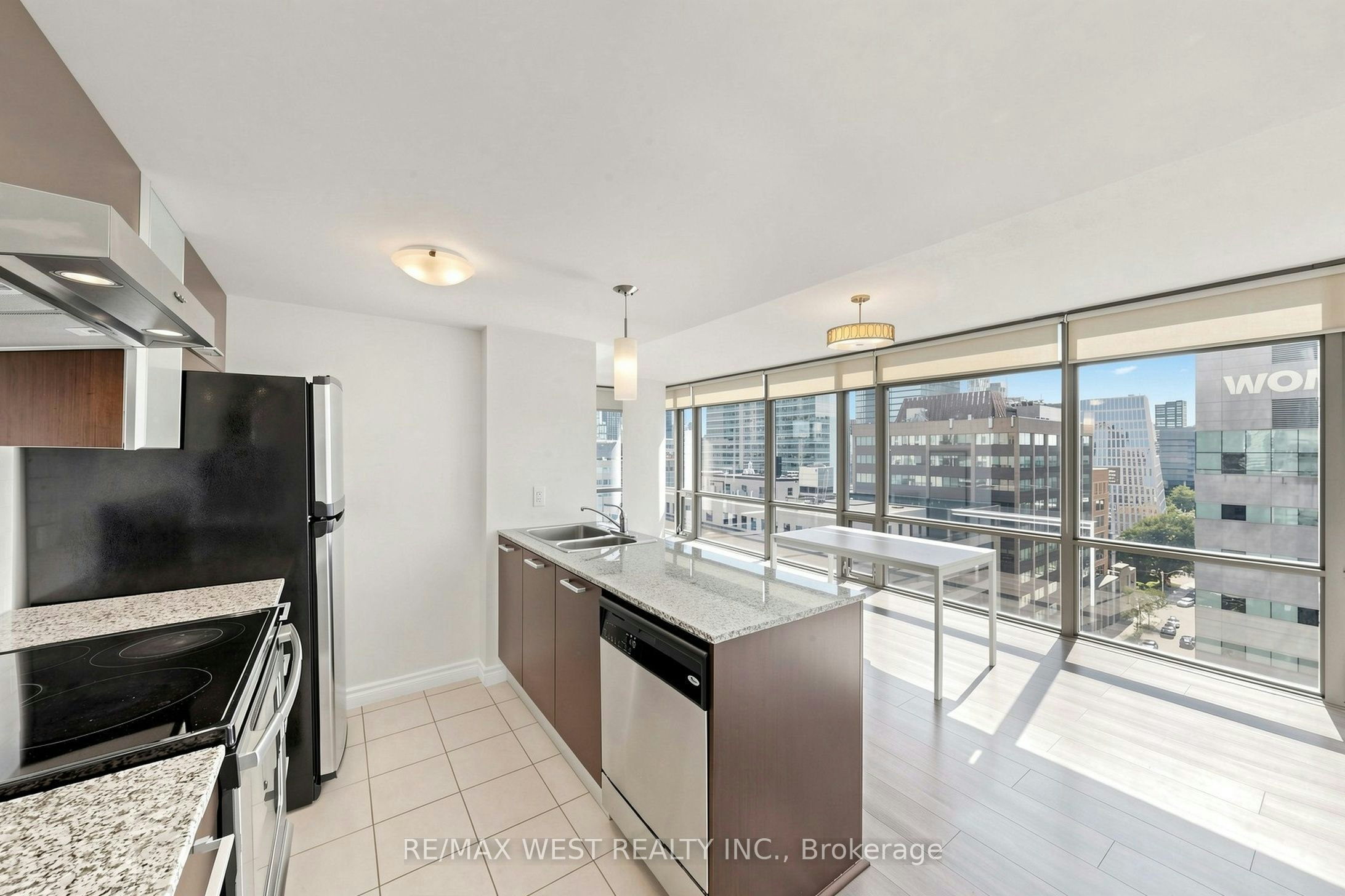 1203-38 Grenville Street, Toronto, ON, M4Y 1A9 - 9