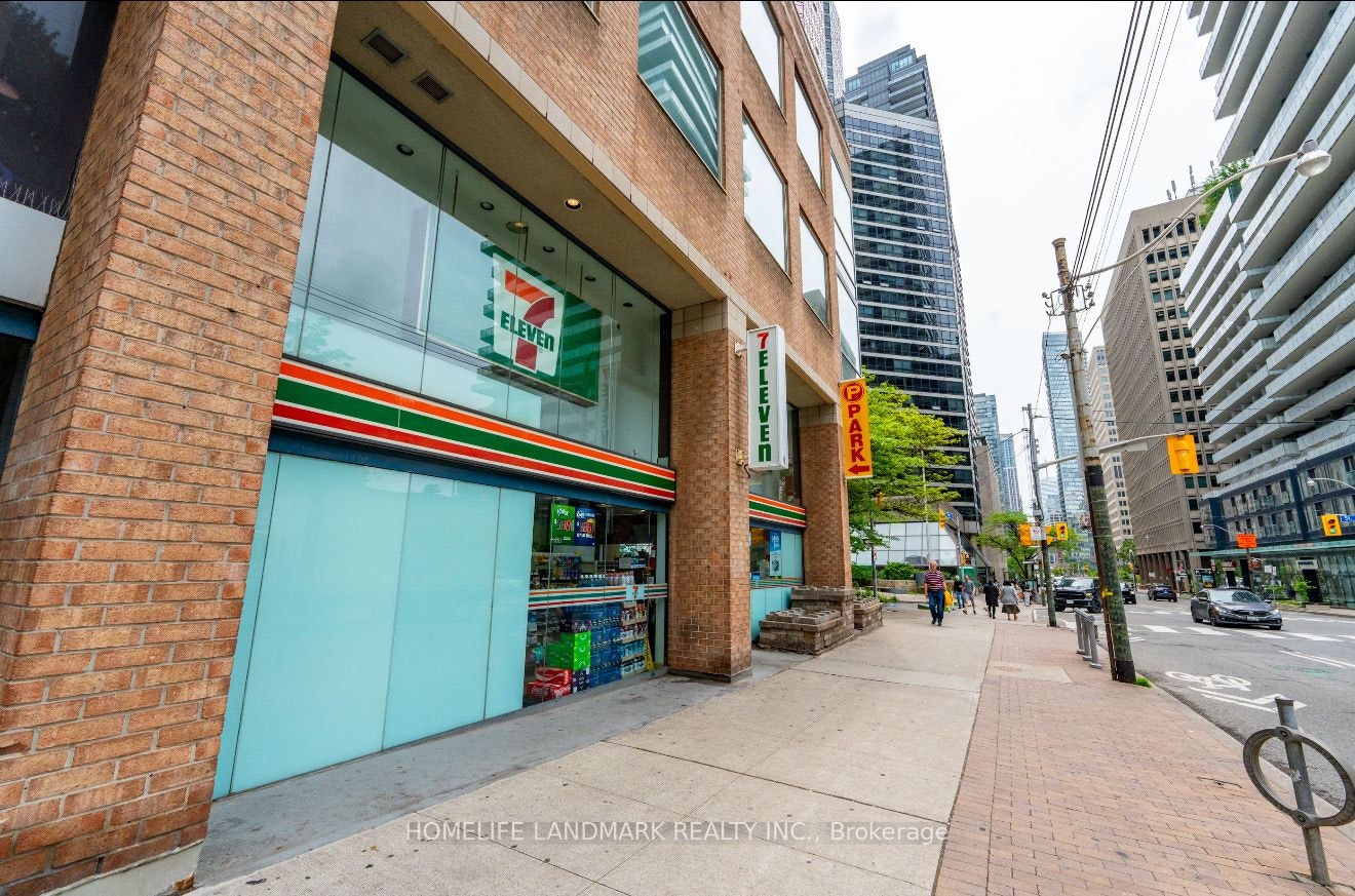 2616-1001 Bay Street, Toronto, ON, M5S 3A6 - 5