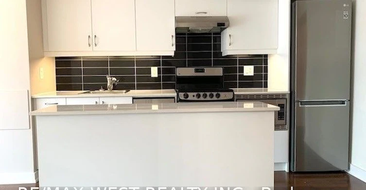 1107-320 Richmond Street E, Toronto, ON, M5A 1P9 - 5