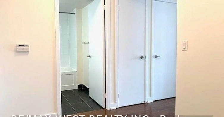 1107-320 Richmond Street E, Toronto, ON, M5A 1P9 - 11