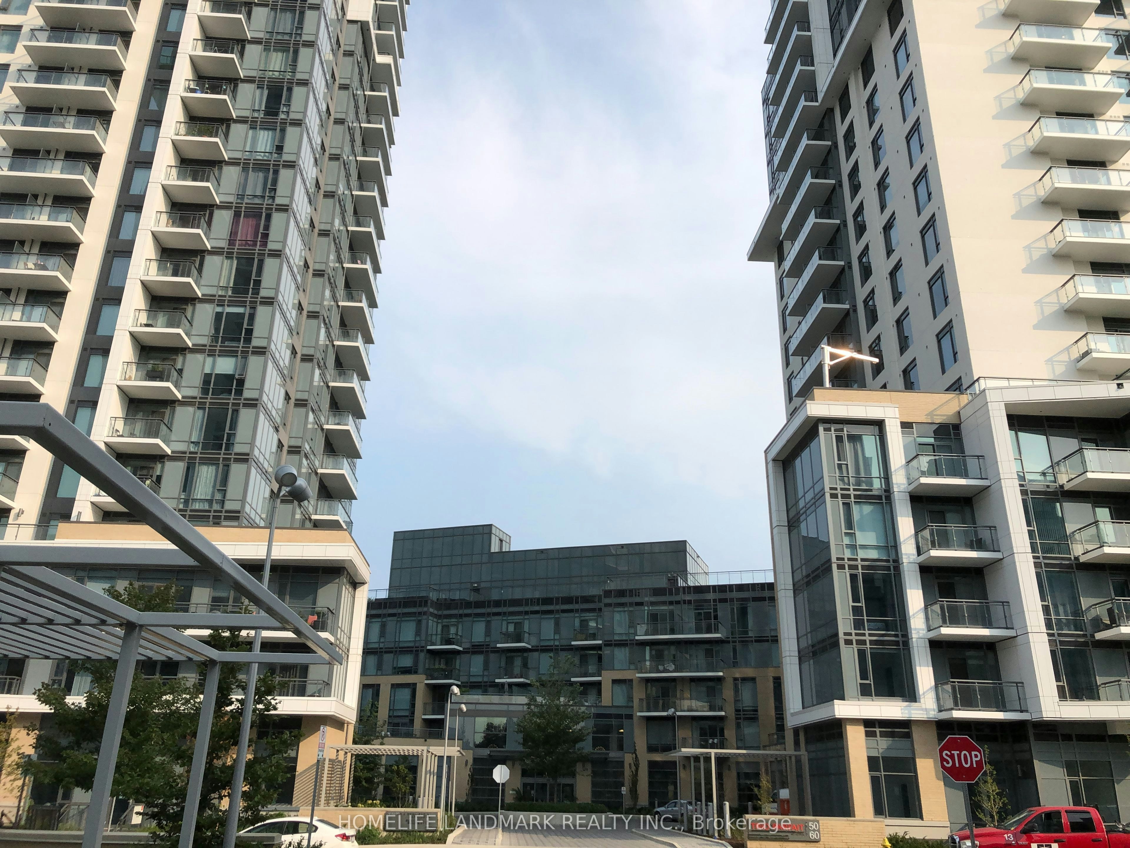 253-60 Ann O' Reilly Road, Toronto, ON, M2C 0C8