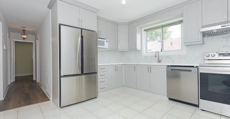 Main-129 Sexton Crescent, Toronto, ON, M2H 2L7 - 3