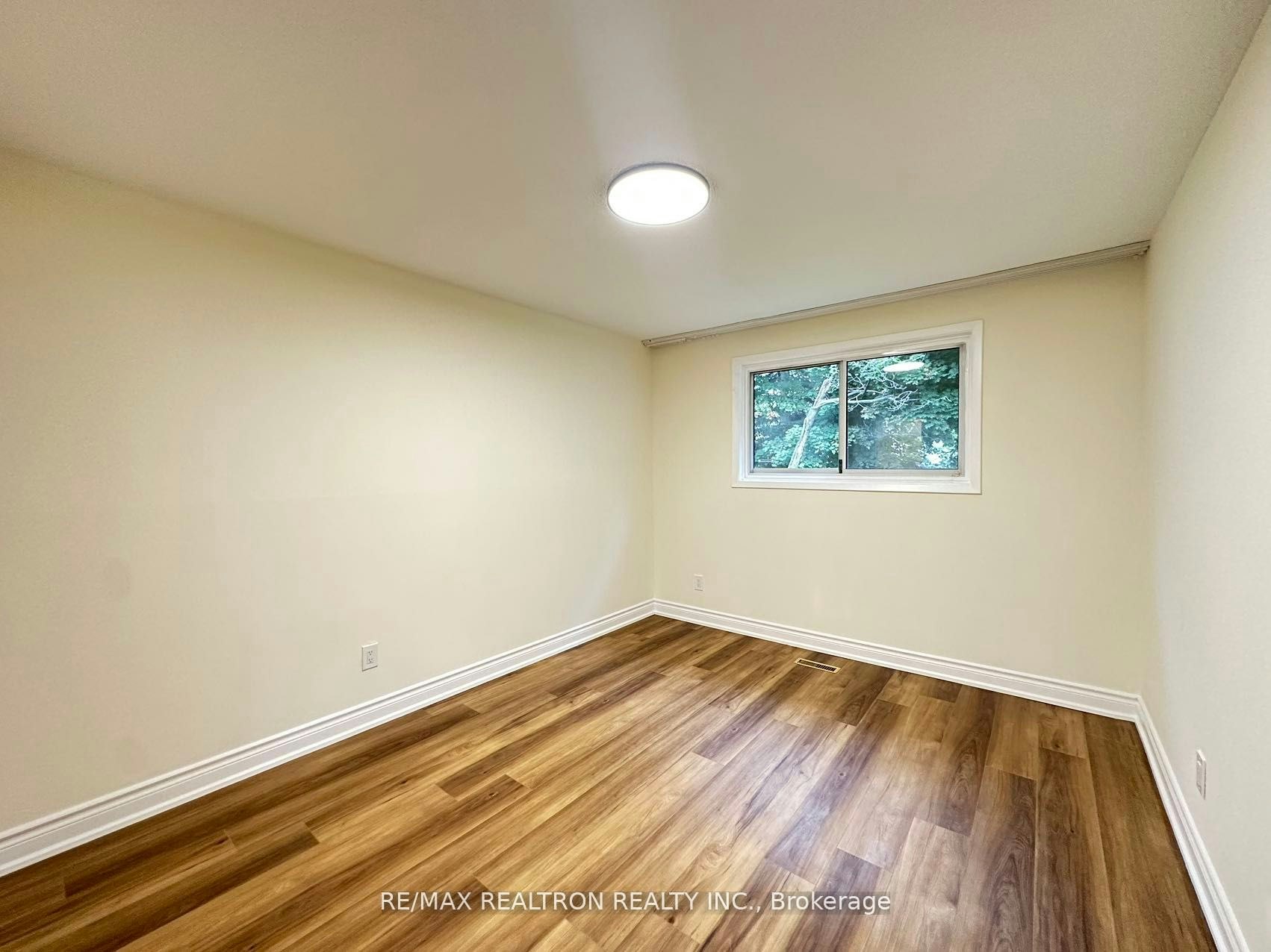 Main-129 Sexton Crescent, Toronto, ON, M2H 2L7 - 24
