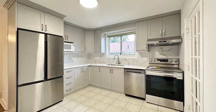 Main-129 Sexton Crescent, Toronto, ON, M2H 2L7 - 5