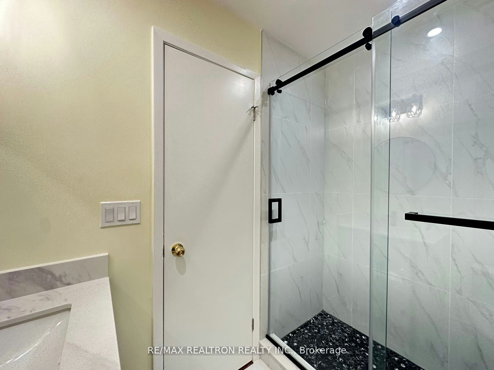 Main-129 Sexton Crescent, Toronto, ON, M2H 2L7 - 11