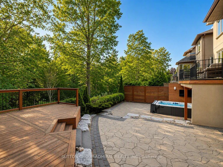 35 Wentworth Avenue, Toronto, ON, M2N 1T5 - 2