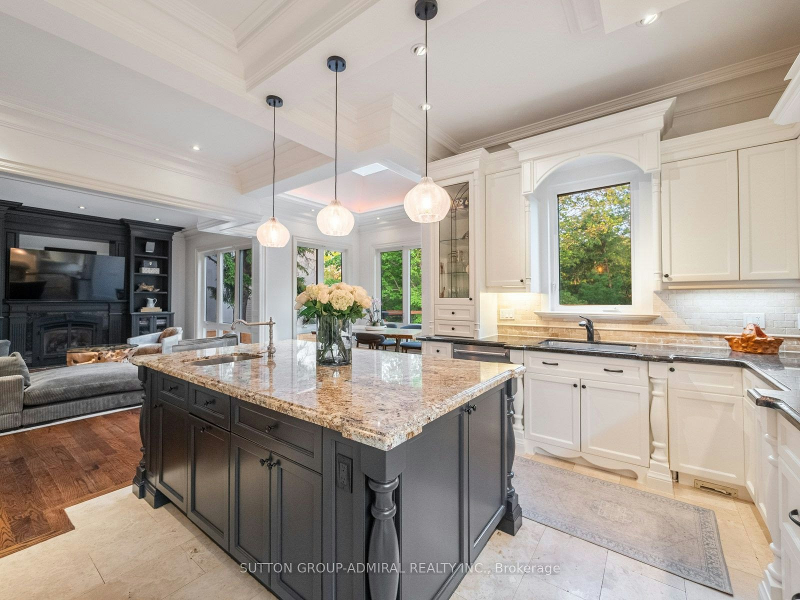 35 Wentworth Avenue, Toronto, ON, M2N 1T5 - 7