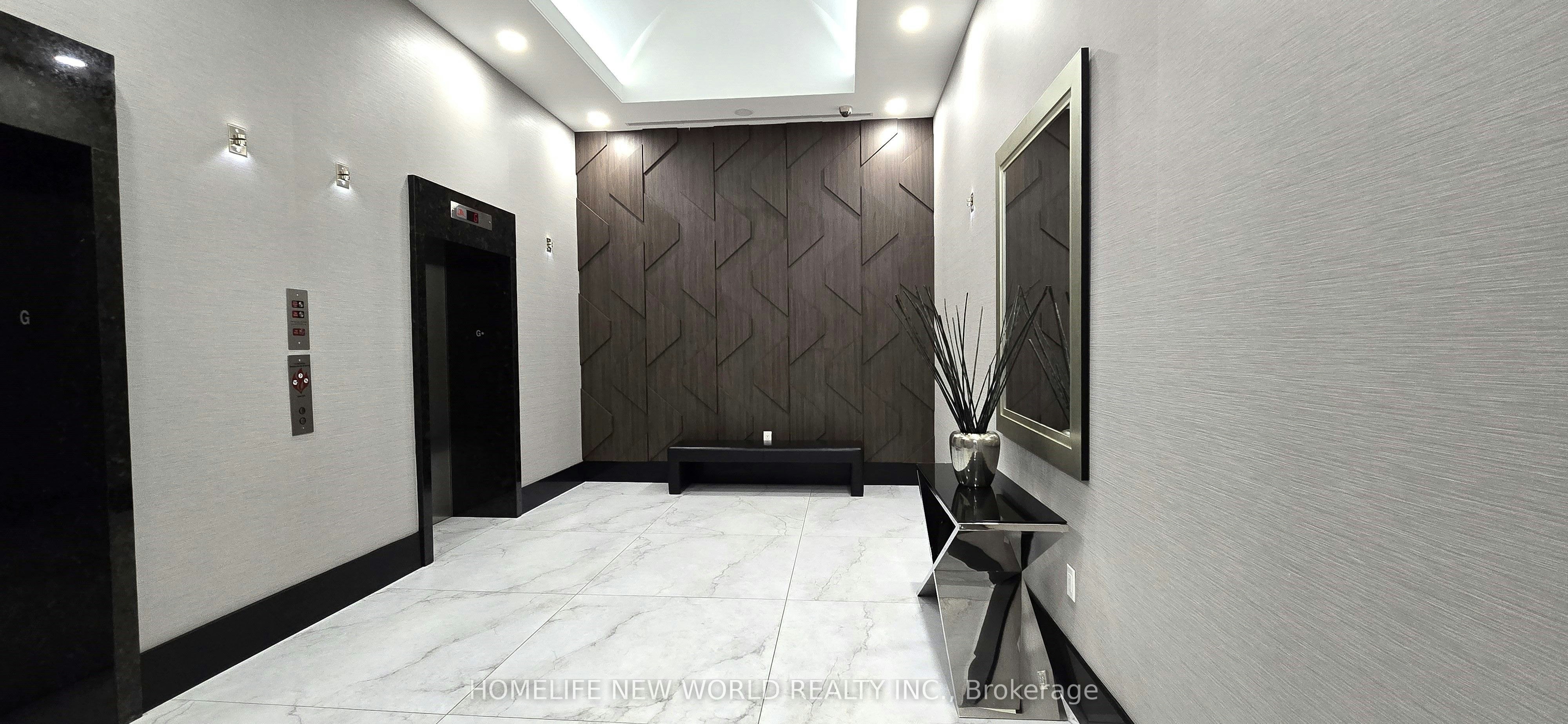 605-21 Balmuto Street, Toronto, ON, M4Y 1W4 - 10