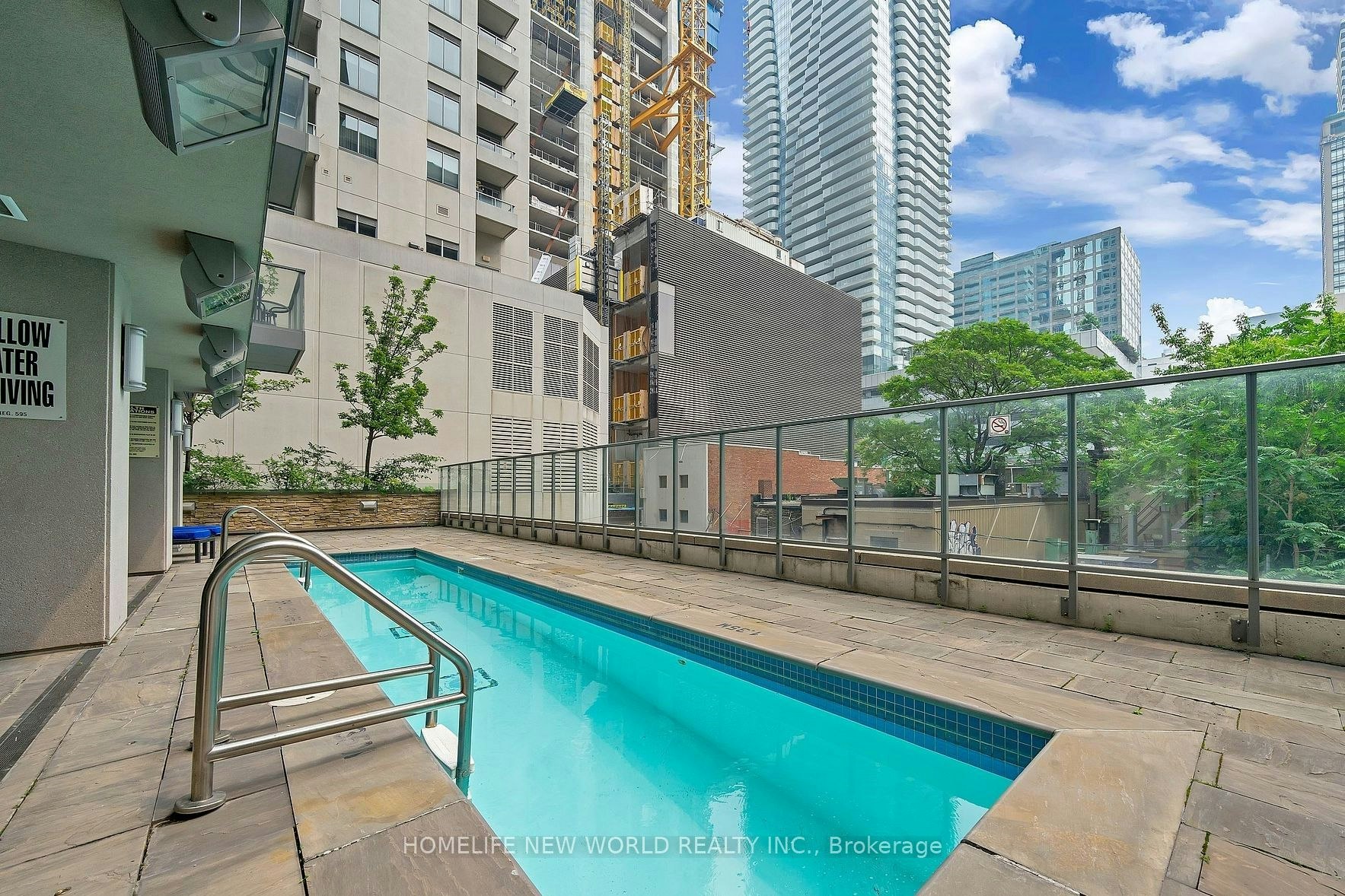 605-21 Balmuto Street, Toronto, ON, M4Y 1W4 - 11