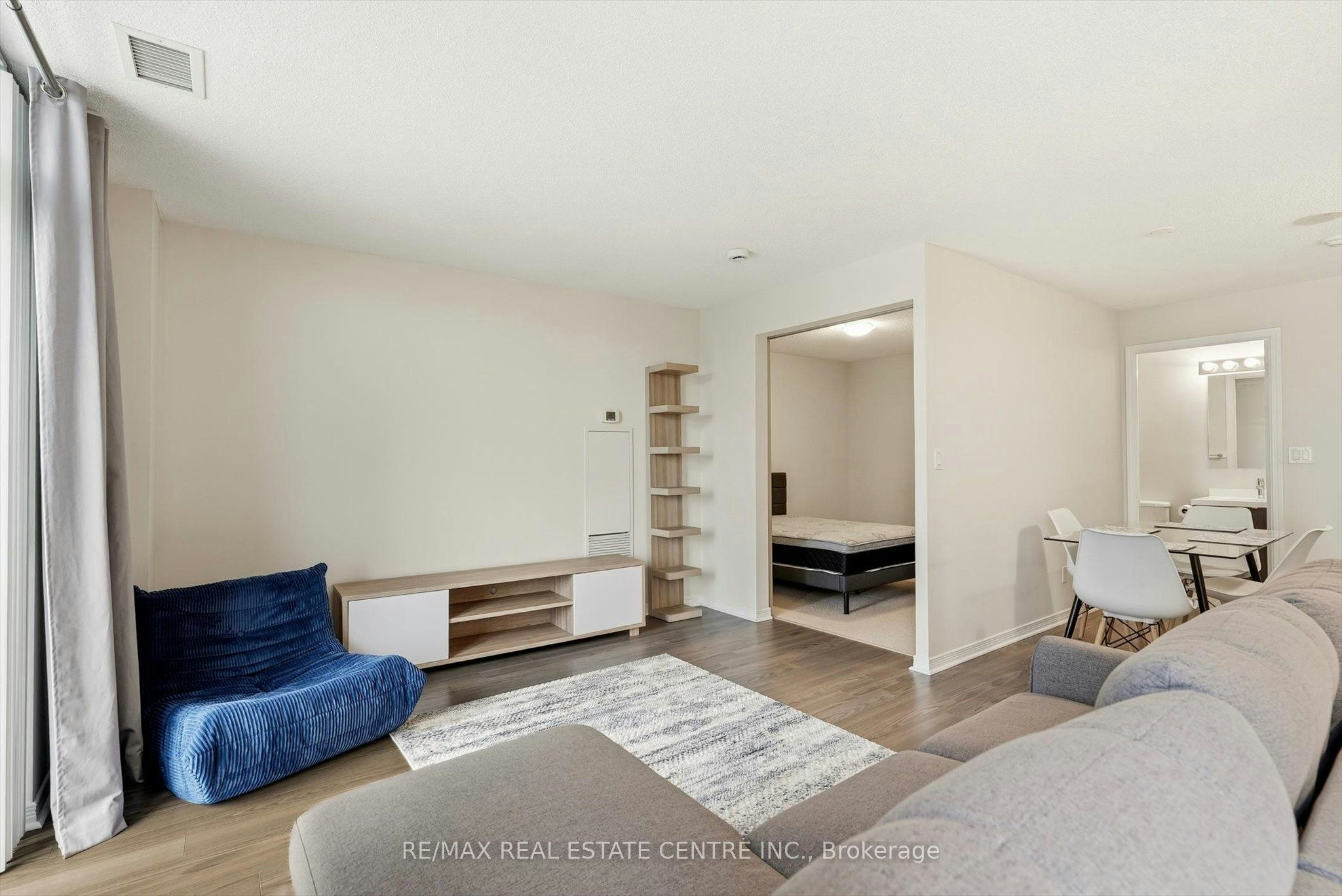 1010-352 Front Street W, Toronto, ON, M5V 0K3 - 17