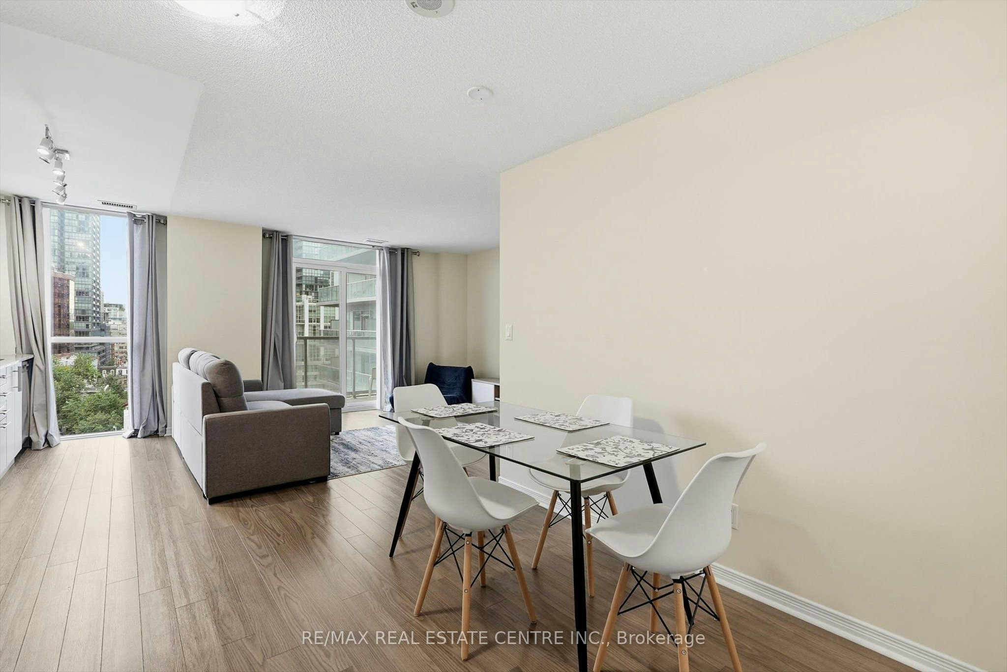 1010-352 Front Street W, Toronto, ON, M5V 0K3 - 6