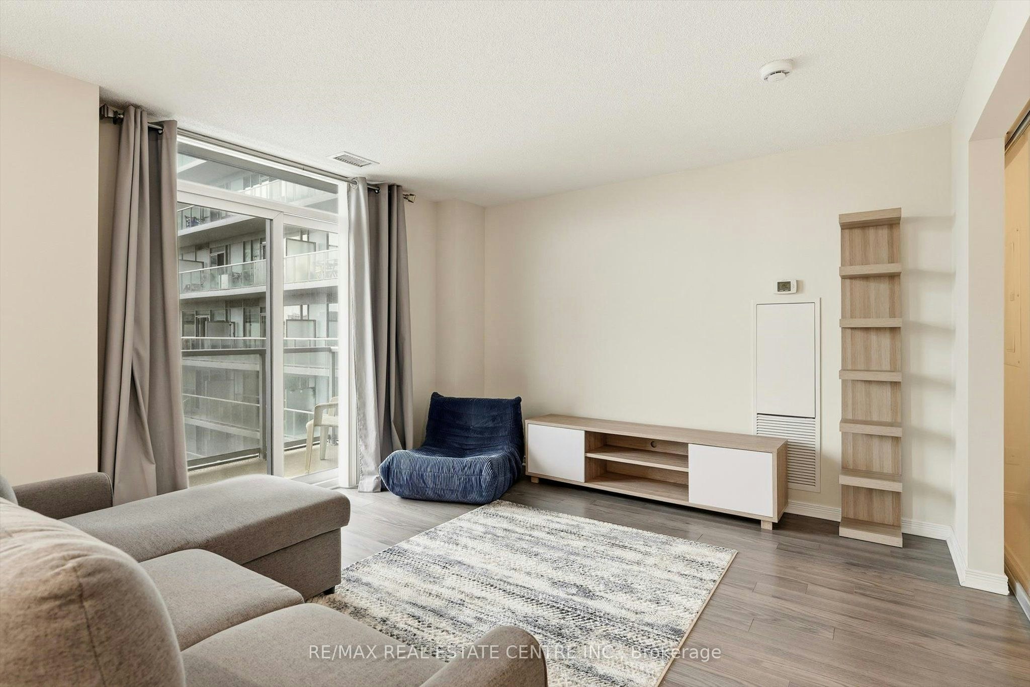 1010-352 Front Street W, Toronto, ON, M5V 0K3 - 8