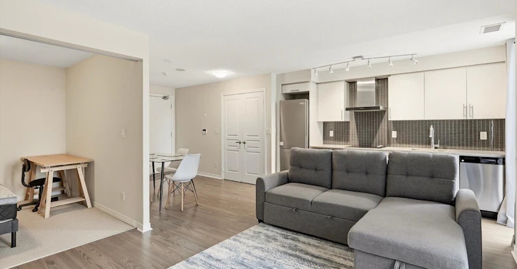 1010-352 Front Street W, Toronto, ON, M5V 0K3 - 11