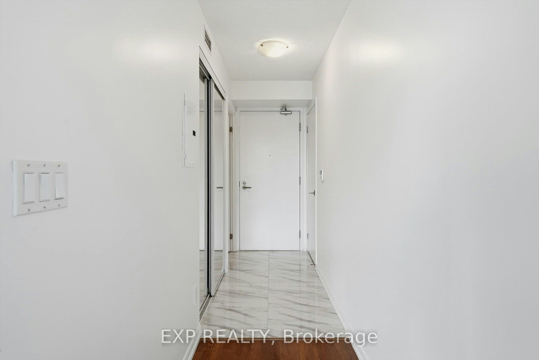 667-209 Fort York Boulevard, Toronto, ON, M5V 4A1 - 3