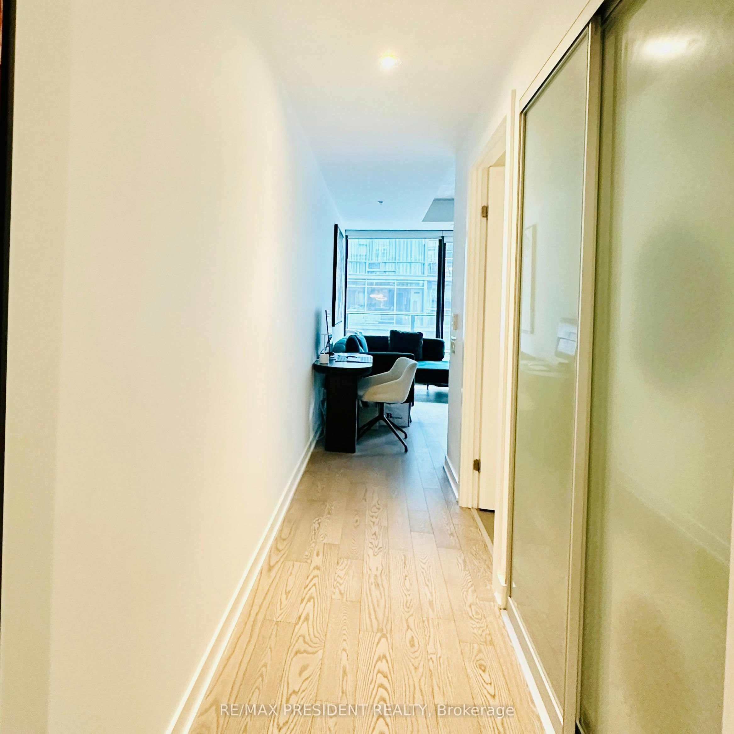 703-38 Stewart Street, Toronto, ON, M5V 0H1 - 6