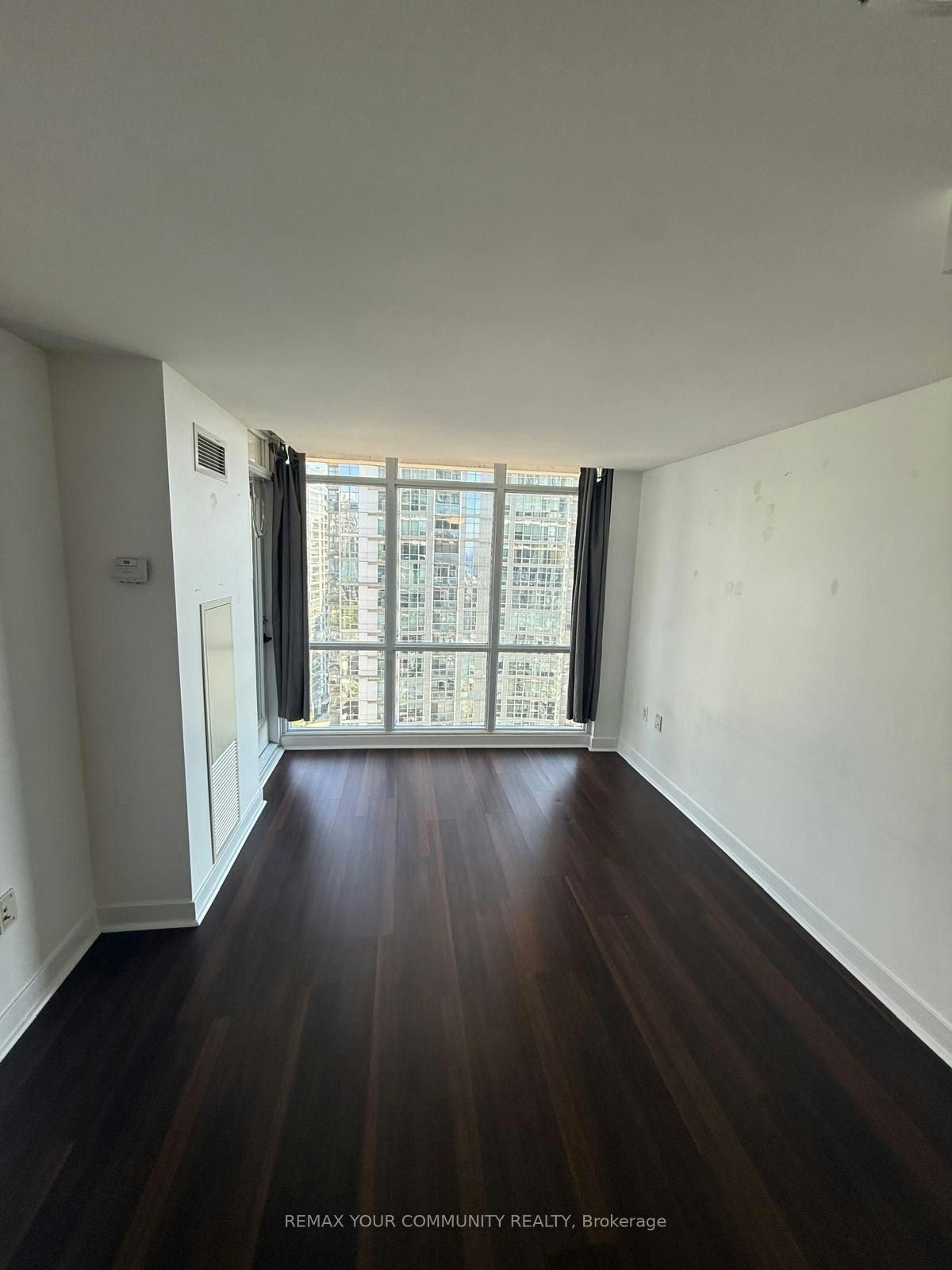 2607-11 Brunel Court, Toronto, ON, M5V 3Y3 - 7