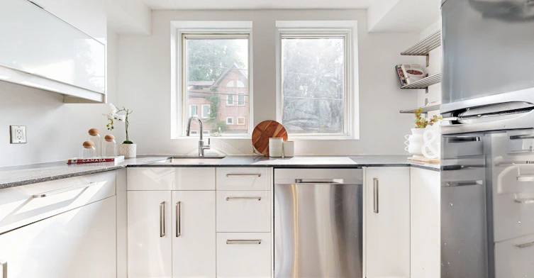 216 Milan Street, Toronto, ON, M5A 3Z6 - 11