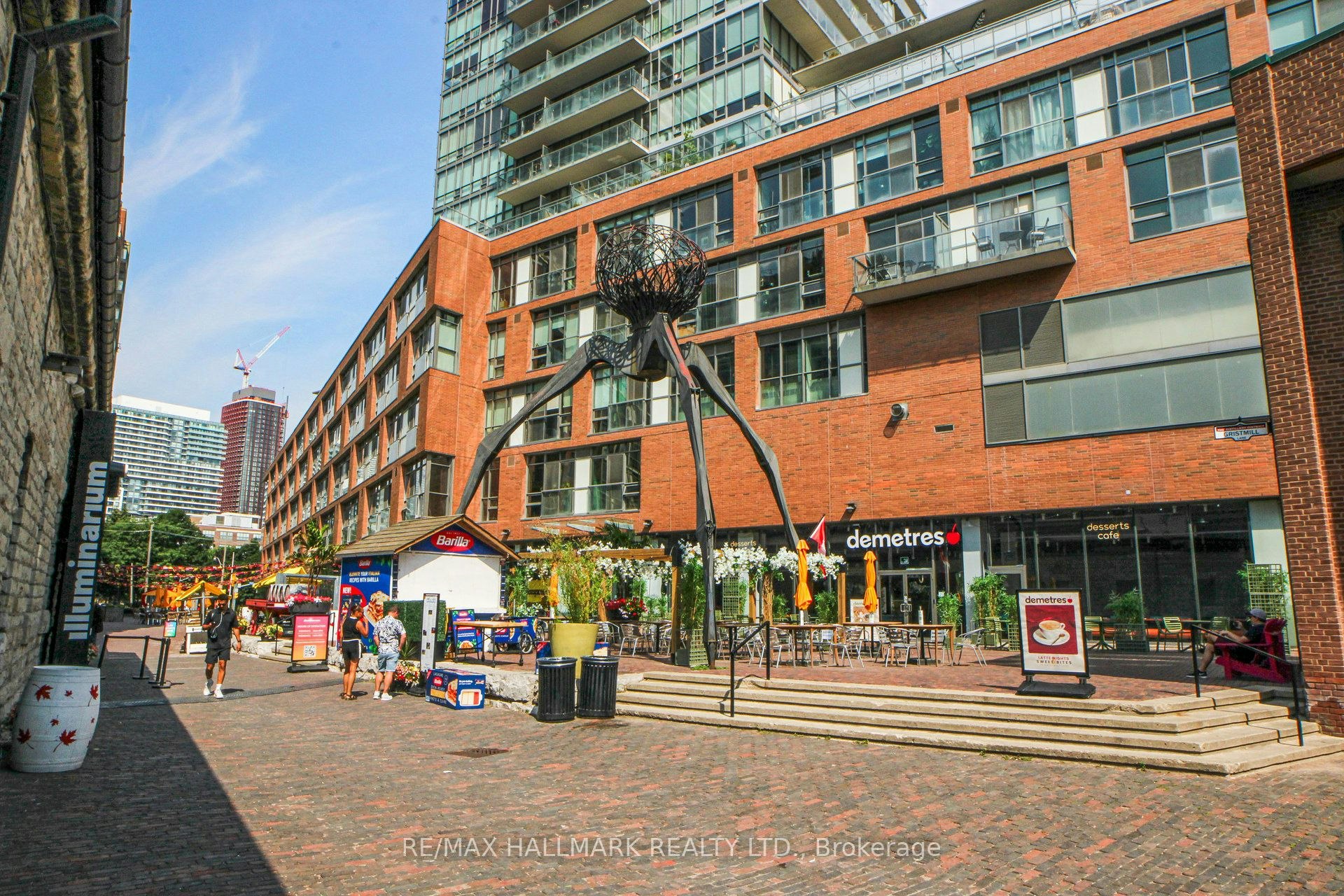 216 Milan Street, Toronto, ON, M5A 3Z6 - 31