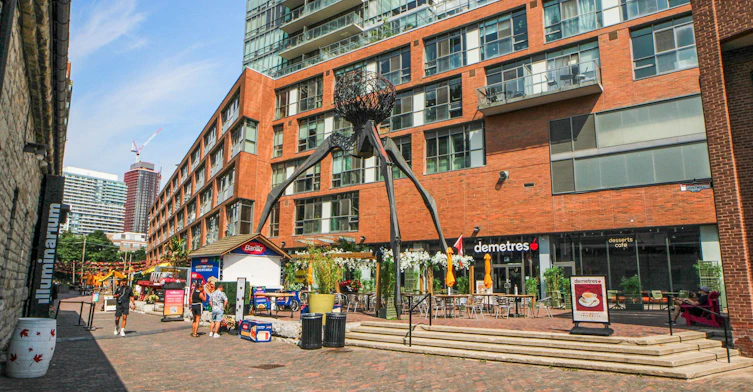 216 Milan Street, Toronto, ON, M5A 3Z6 - 31