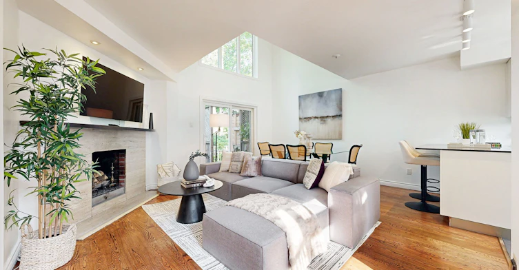 216 Milan Street, Toronto, ON, M5A 3Z6 - 3