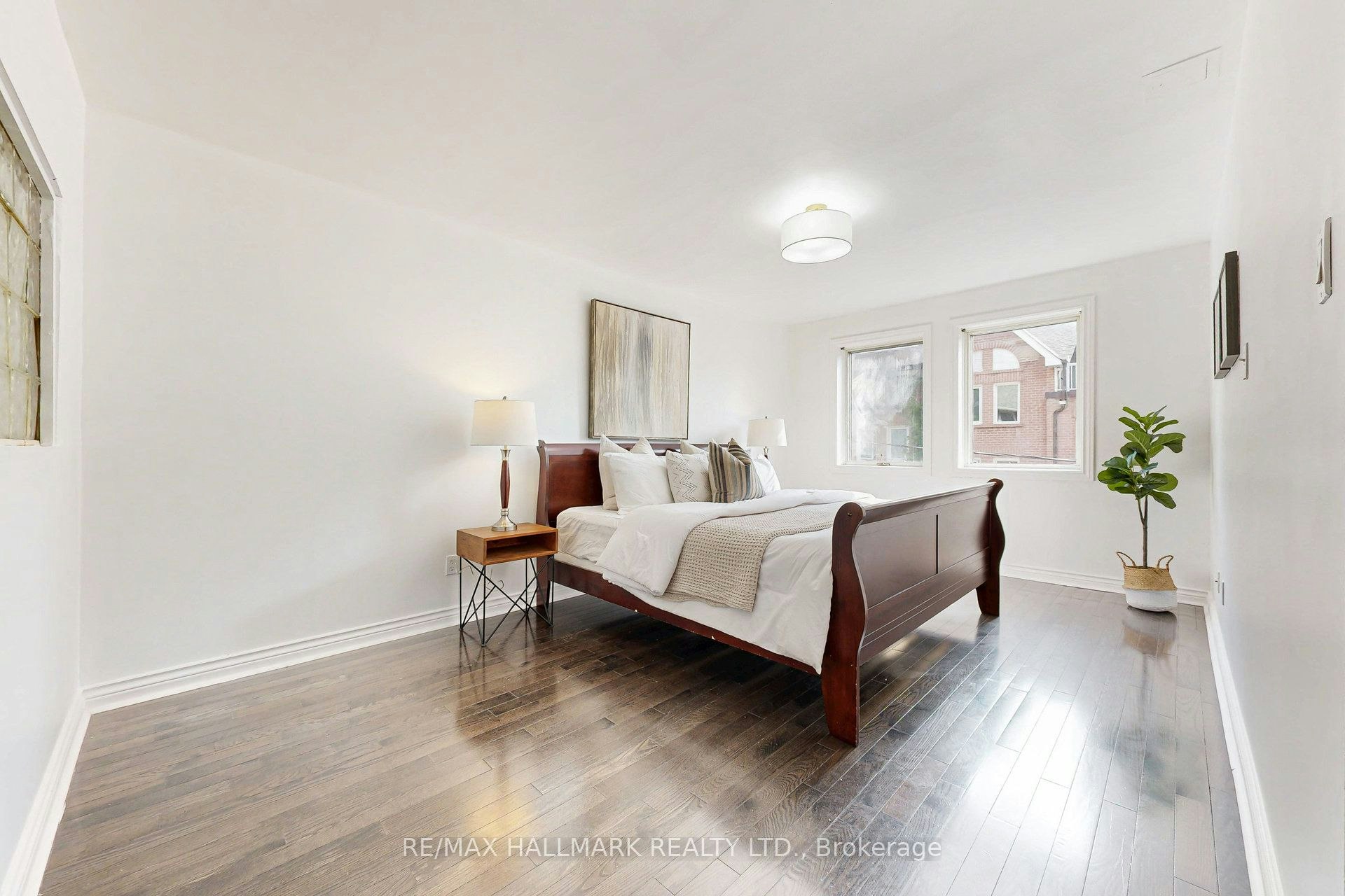 216 Milan Street, Toronto, ON, M5A 3Z6 - 13
