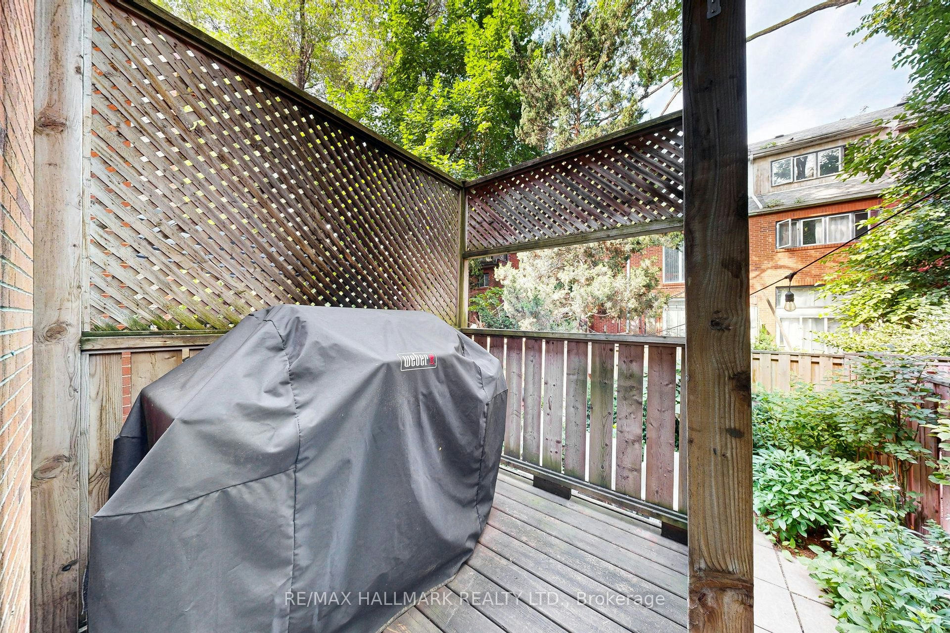 216 Milan Street, Toronto, ON, M5A 3Z6 - 24