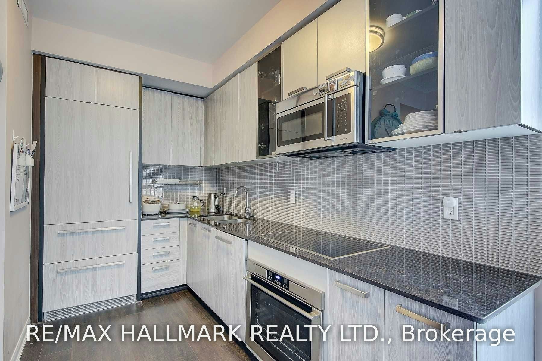 LPH303-5162 Yonge Street, Toronto, ON, M2N 0E9 - 4