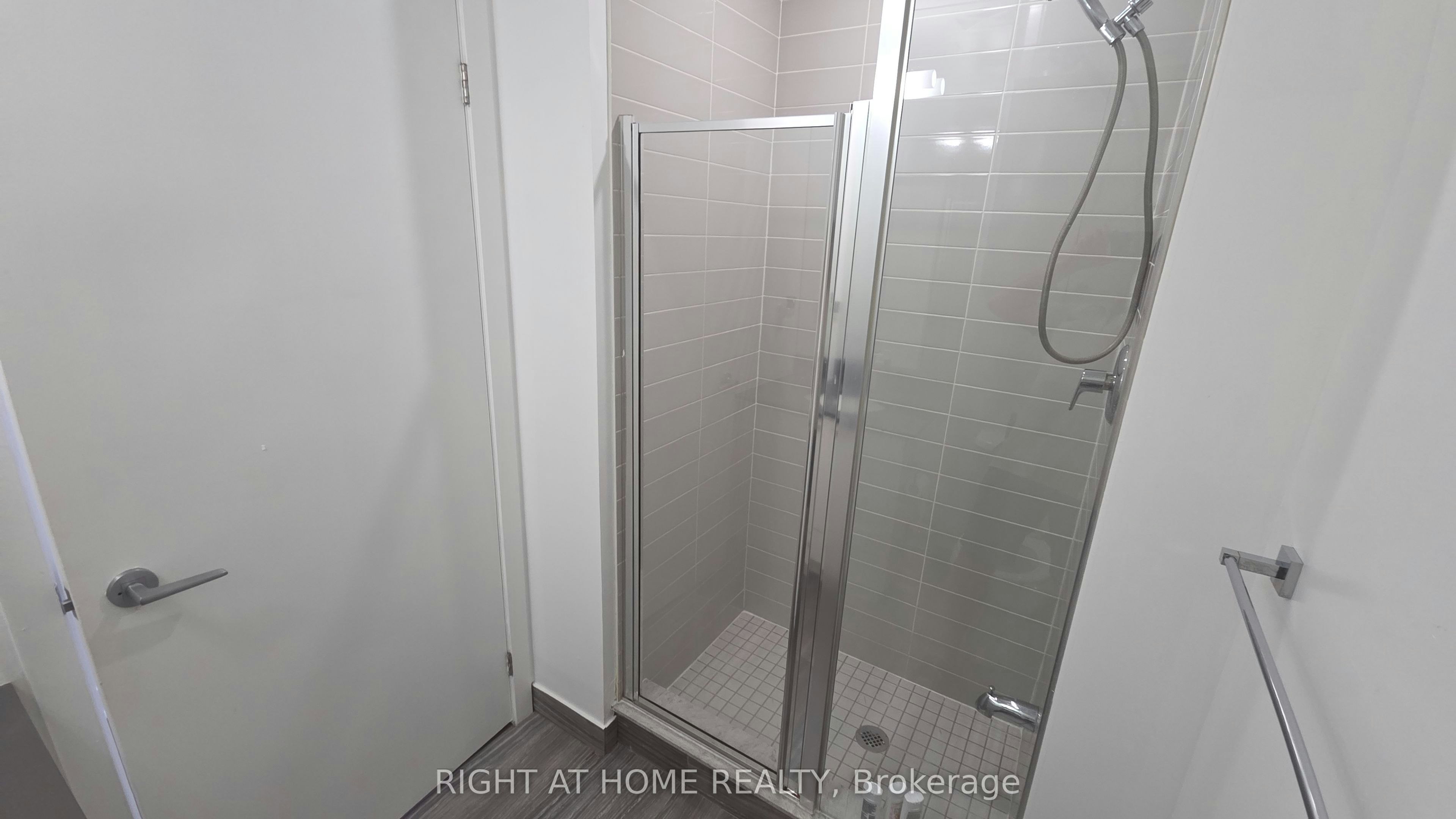 1916-51 East Liberty Street, Toronto, ON, M6K 3P8 - 9