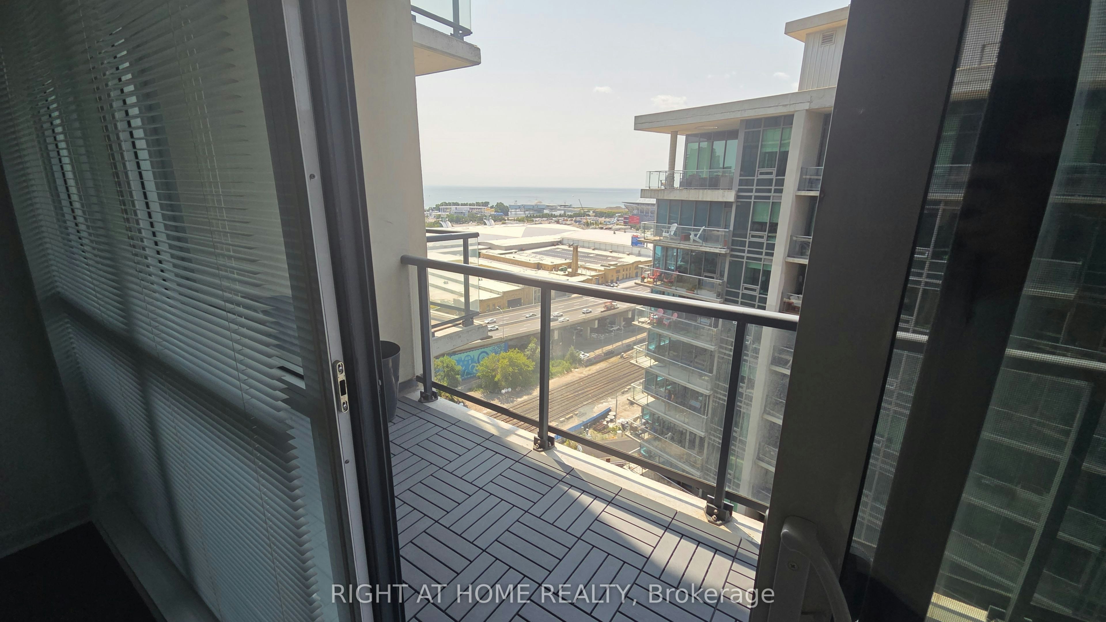 1916-51 East Liberty Street, Toronto, ON, M6K 3P8 - 12