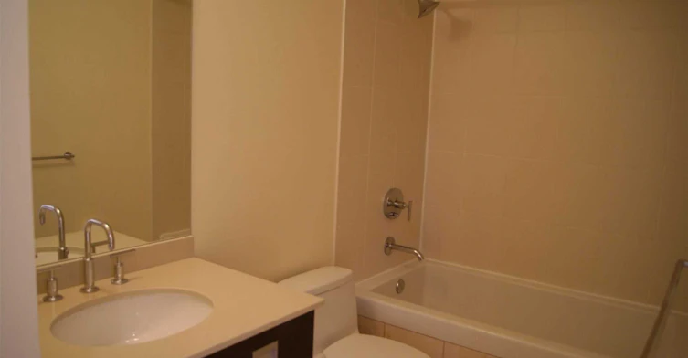 1304-33 Charles Street E, Toronto, ON, M4Y 0A2 - 3