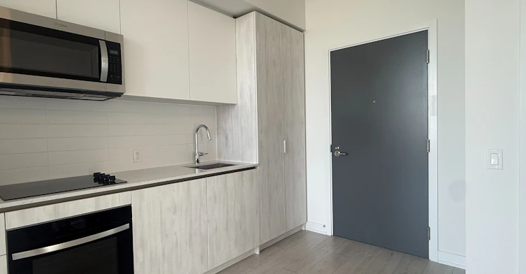 PH23-5858 Yonge Street, Toronto, ON, M2M 0C6 - 2