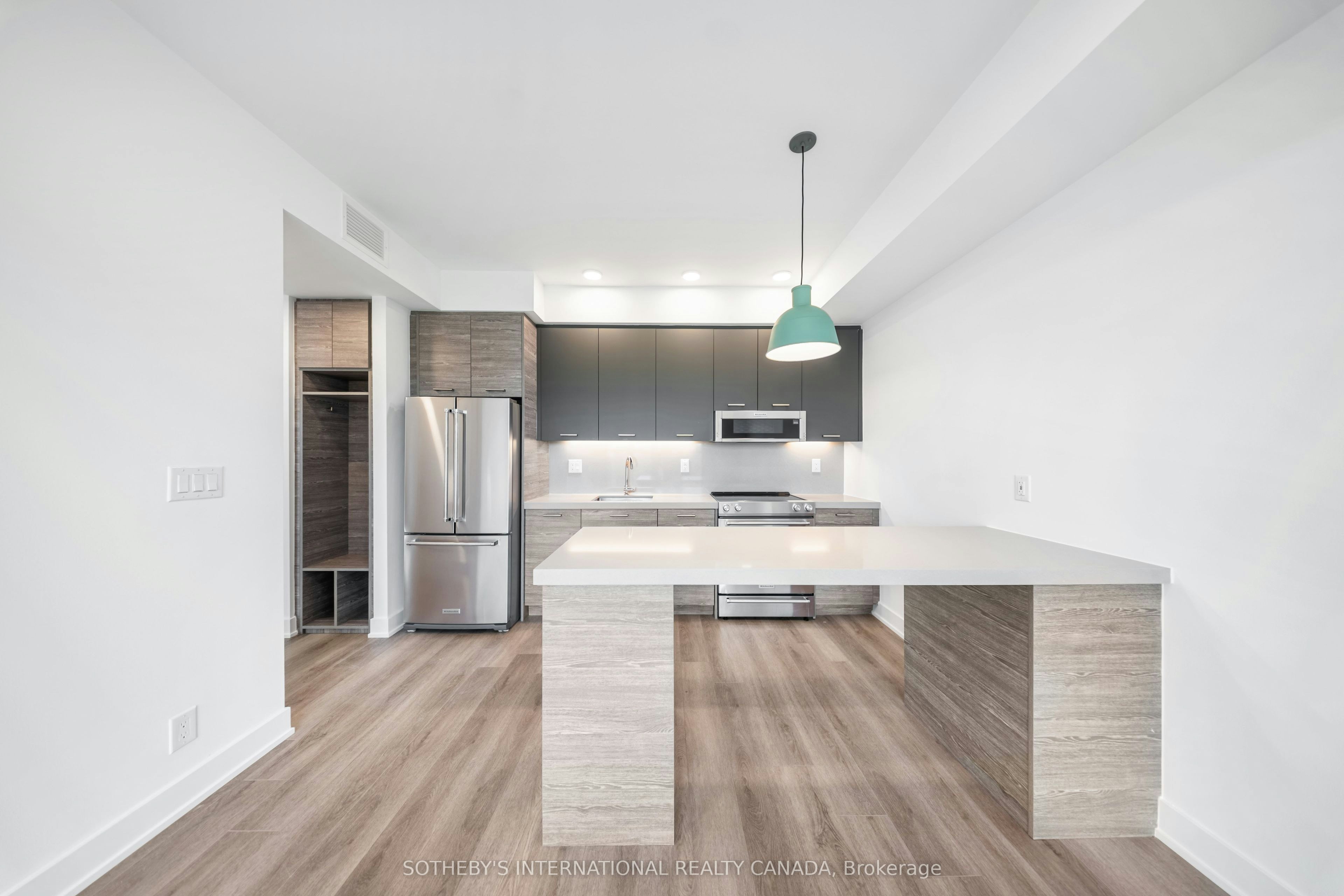 807-484 Spadina Avenue, Toronto, ON, M5S 0E4 - 7