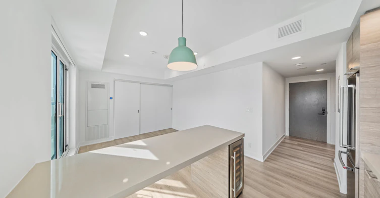 802-484 Spadina Avenue, Toronto, ON, M5S 0E4 - 5