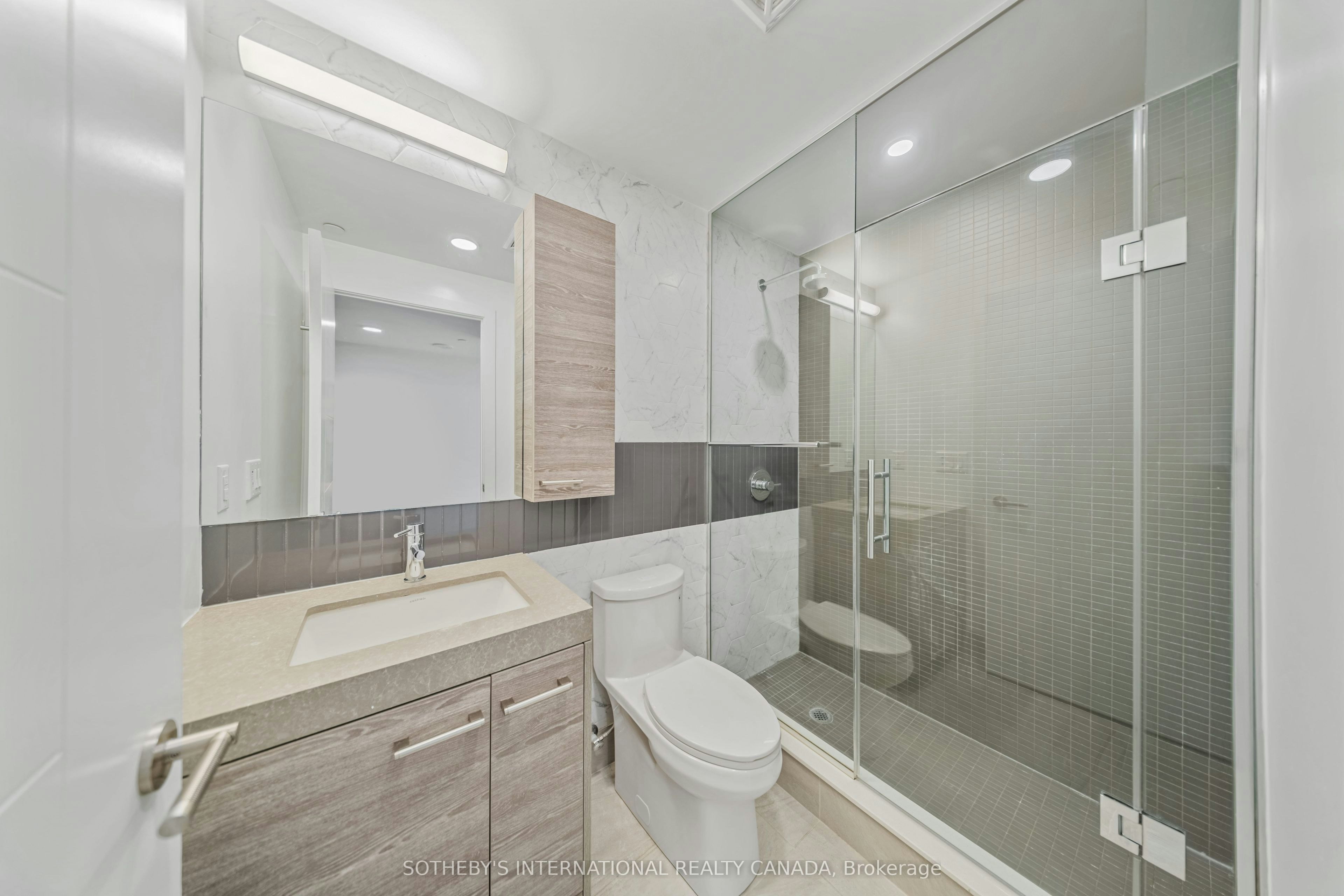 802-484 Spadina Avenue, Toronto, ON, M5S 0E4 - 12