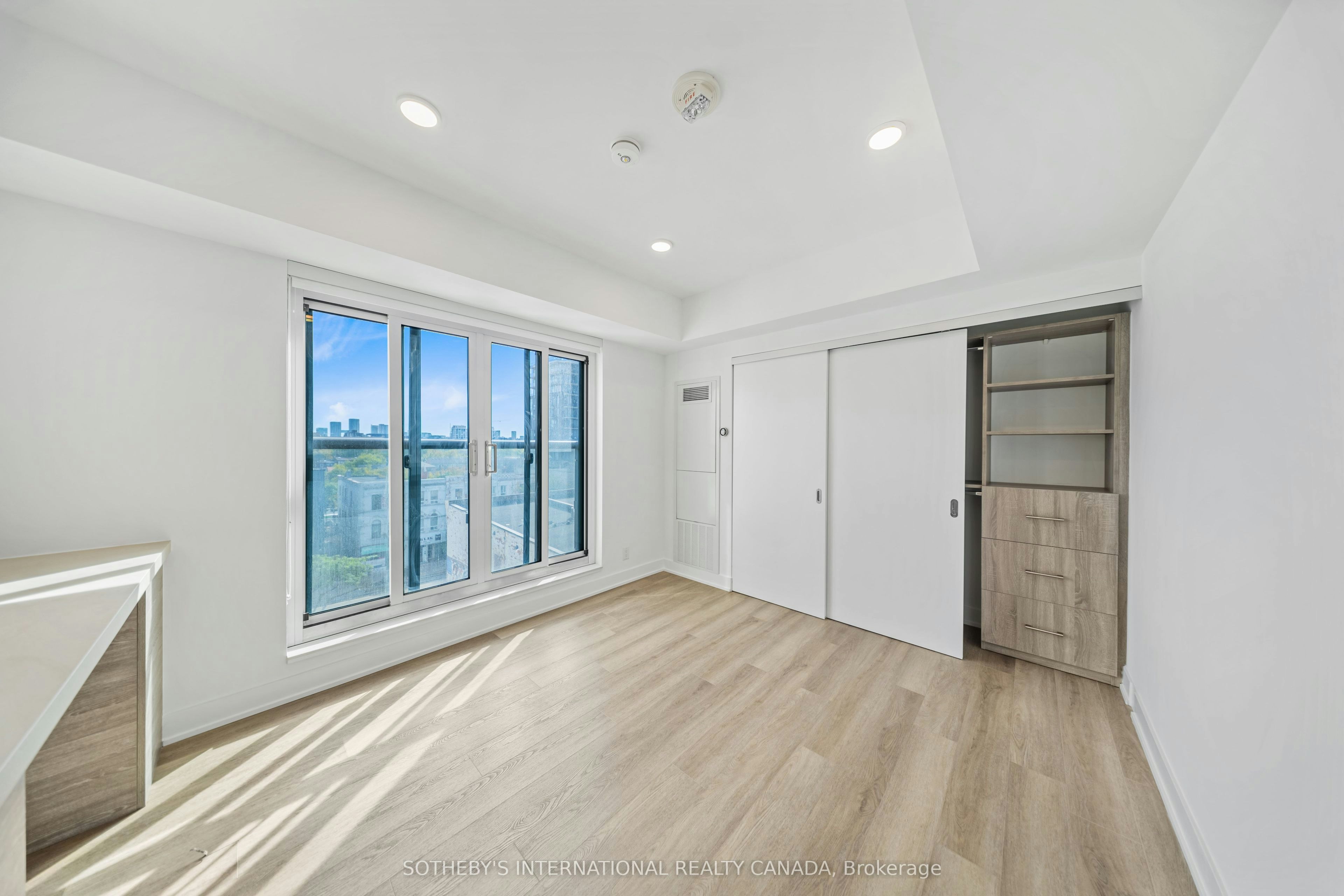 802-484 Spadina Avenue, Toronto, ON, M5S 0E4 - 11