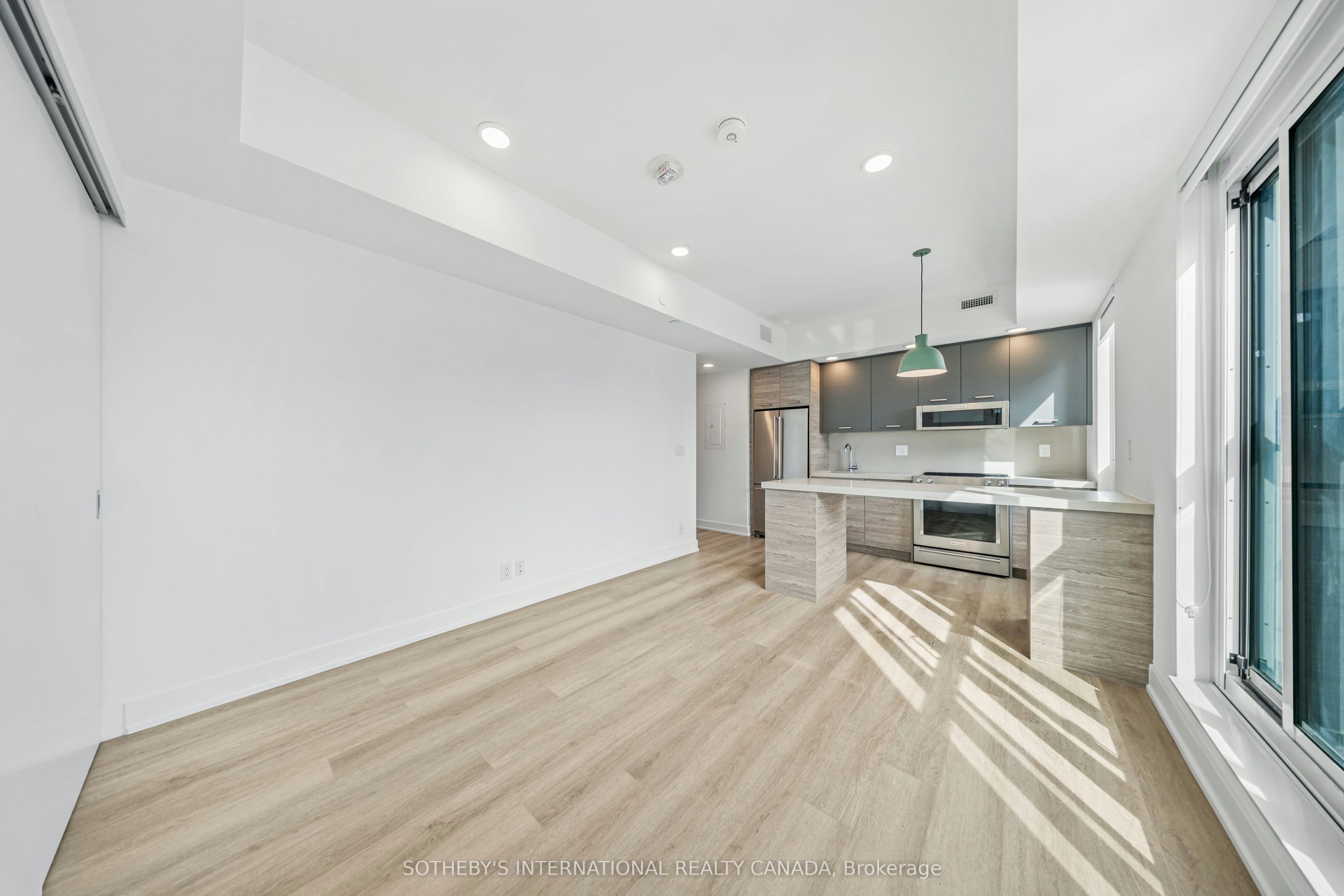 802-484 Spadina Avenue, Toronto, ON, M5S 0E4 - 8