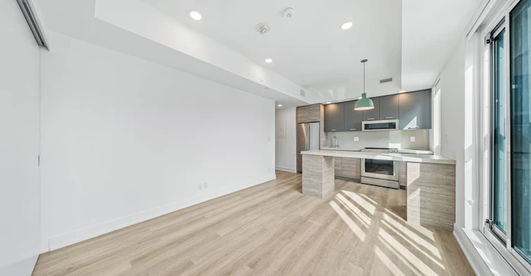 802-484 Spadina Avenue, Toronto, ON, M5S 0E4 - 8