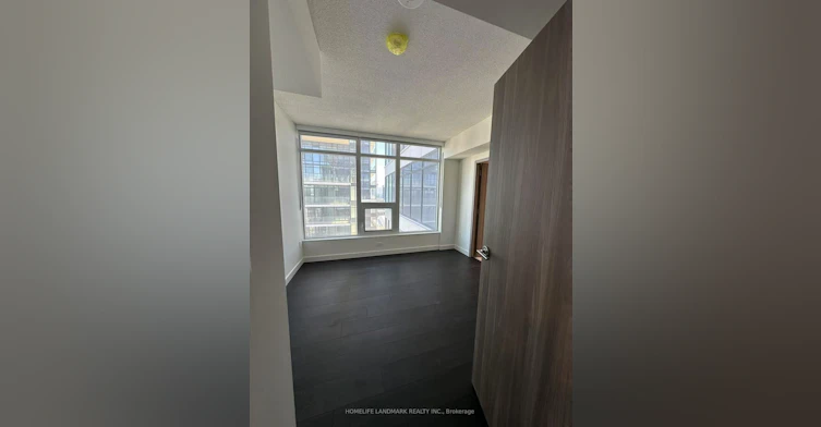4605-3 Concord Cityplace Way, Toronto, ON, M5V 0X4 - 5
