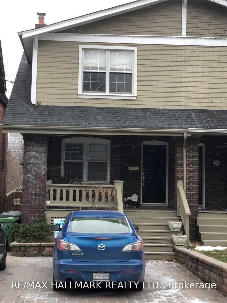 Upper-37 Lola Road, Toronto, ON, M5P 1E5