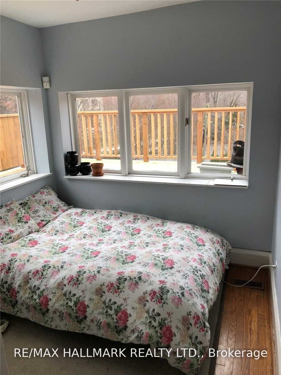 Upper-37 Lola Road, Toronto, ON, M5P 1E5 - 8